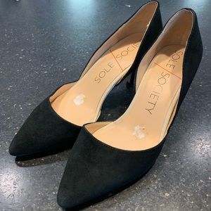 Sole Society Jenn Black Heels 7.5 (fit like a 7)
